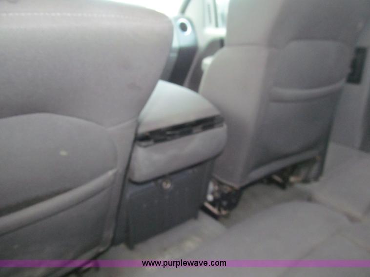 image for item H8937 2006 Ford F150 XLT pickup truck