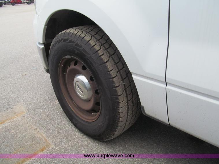 image for item H8937 2006 Ford F150 XLT pickup truck