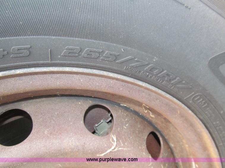 image for item H8937 2006 Ford F150 XLT pickup truck