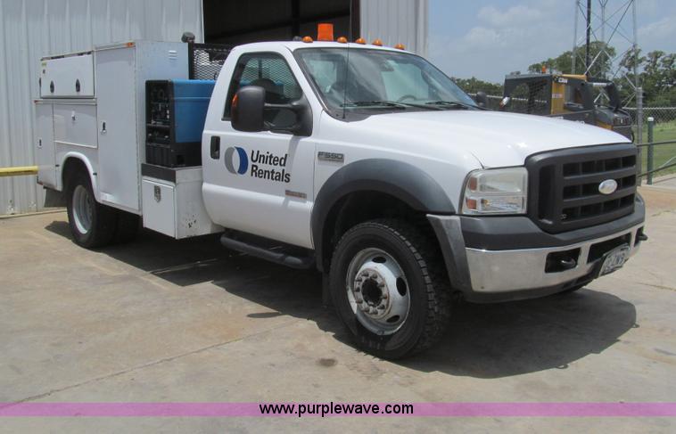 image for item H8938 2007 Ford F550 Super Duty XL service truck