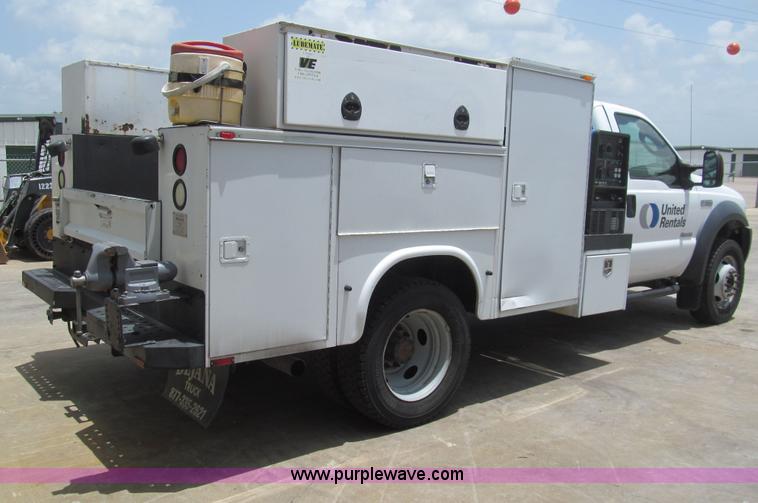 image for item H8938 2007 Ford F550 Super Duty XL service truck