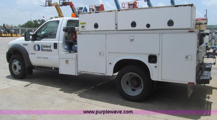 image for item H8938 2007 Ford F550 Super Duty XL service truck