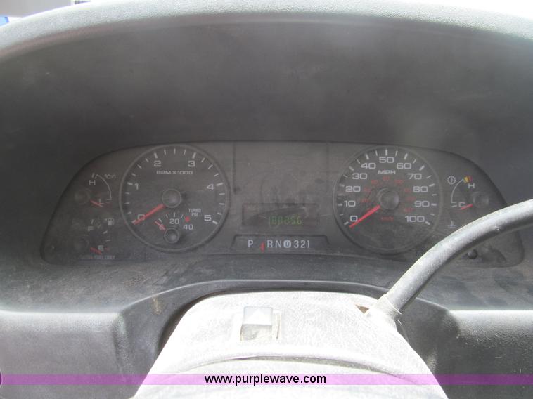 image for item H8938 2007 Ford F550 Super Duty XL service truck