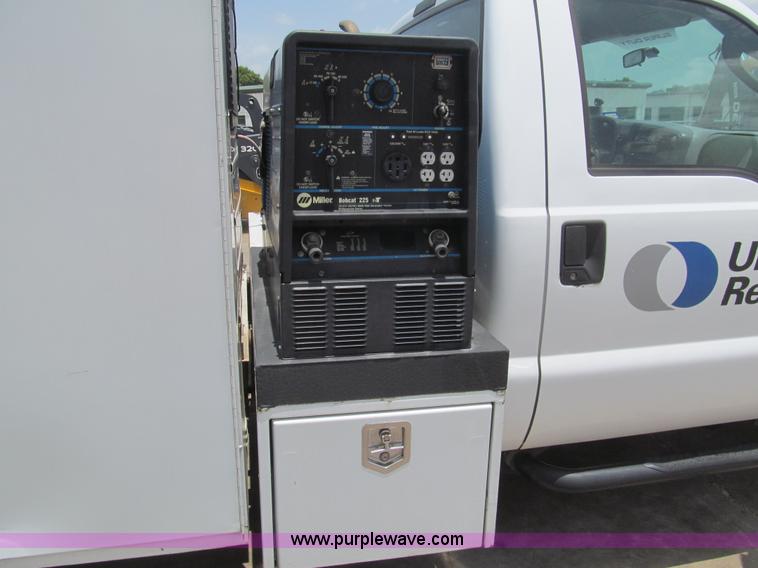 image for item H8938 2007 Ford F550 Super Duty XL service truck