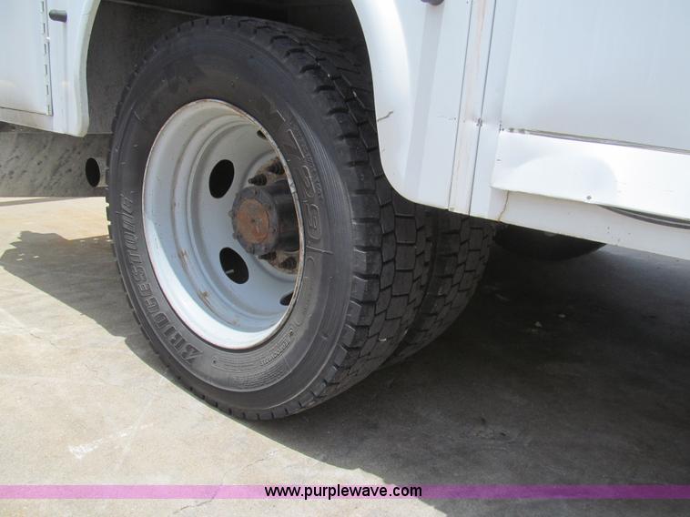 image for item H8938 2007 Ford F550 Super Duty XL service truck