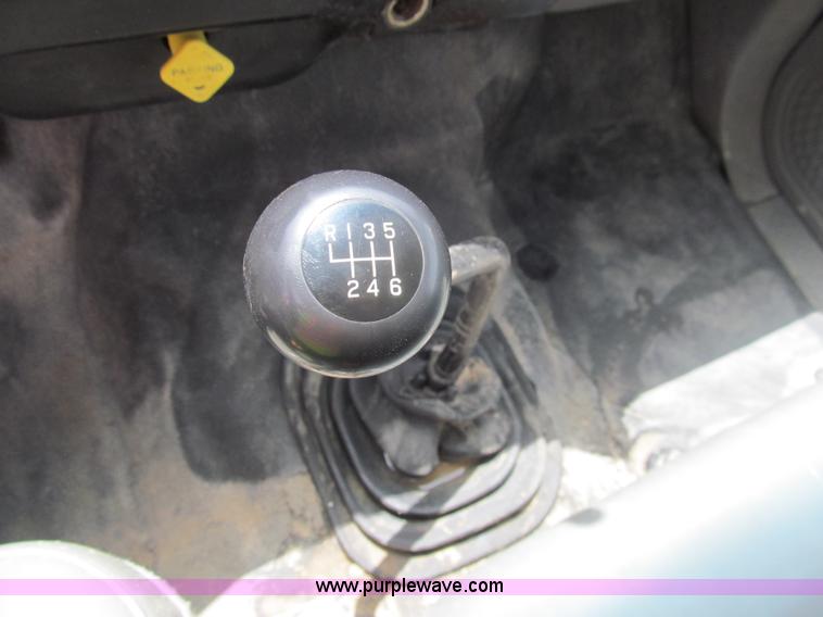 image for item H8943 2007 Ford F750 Super Duty XL dump truck