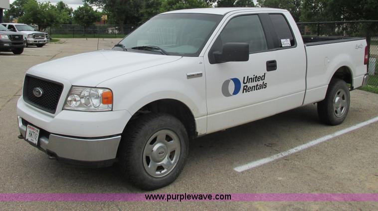 image for item I3884 2005 Ford F150 SuperCab pickup truck