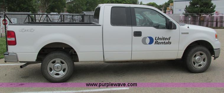 image for item I3884 2005 Ford F150 SuperCab pickup truck