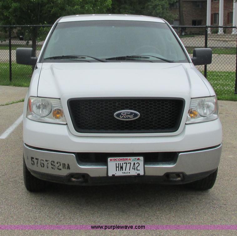 image for item I3884 2005 Ford F150 SuperCab pickup truck