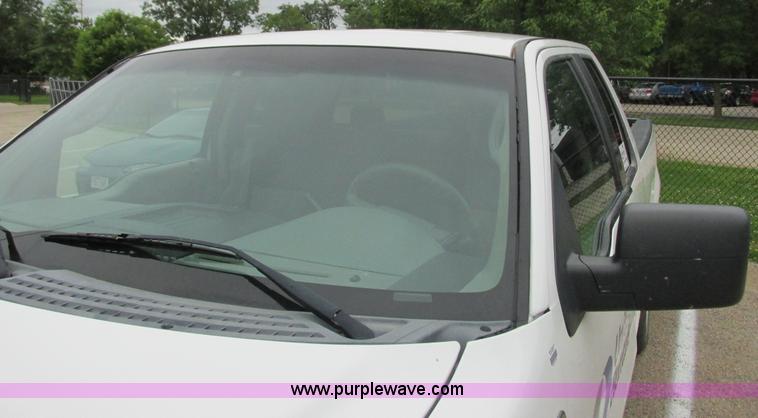 image for item I3884 2005 Ford F150 SuperCab pickup truck