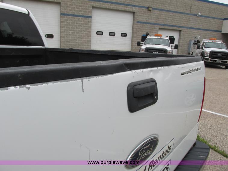 image for item I3884 2005 Ford F150 SuperCab pickup truck