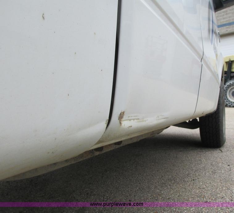 image for item I3884 2005 Ford F150 SuperCab pickup truck