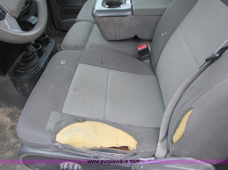 image for item I3884 2005 Ford F150 SuperCab pickup truck