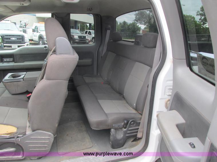 image for item I3884 2005 Ford F150 SuperCab pickup truck