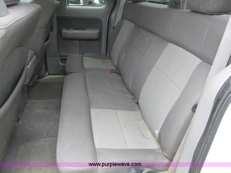 image for item I3884 2005 Ford F150 SuperCab pickup truck