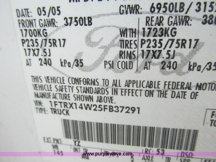 image for item I3884 2005 Ford F150 SuperCab pickup truck