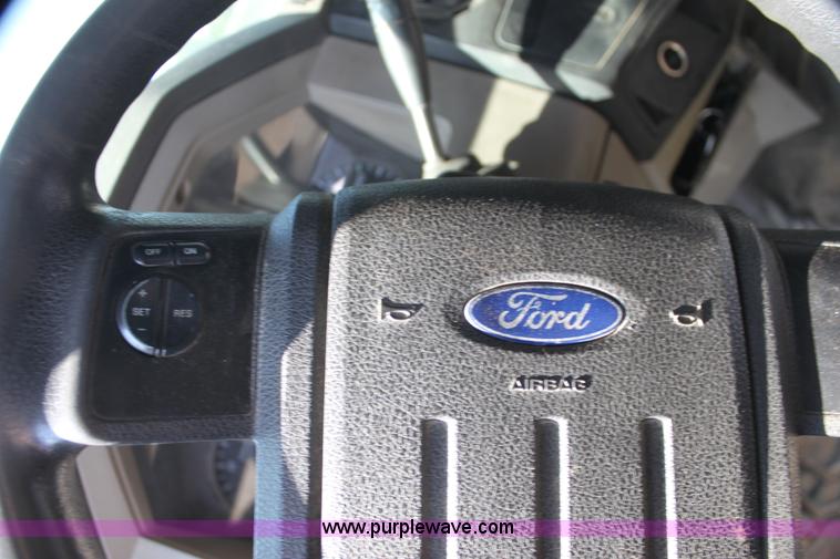 image for item I7303 2008 Ford F550 Super Duty XL service truck
