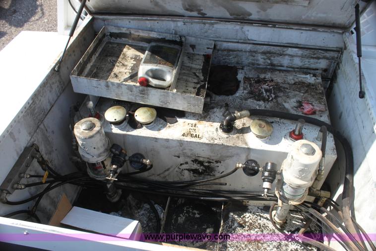 image for item I7303 2008 Ford F550 Super Duty XL service truck