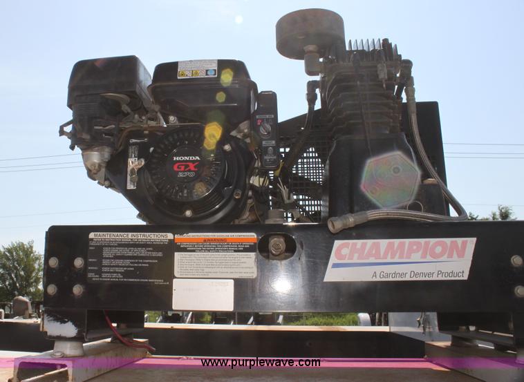 image for item I7303 2008 Ford F550 Super Duty XL service truck