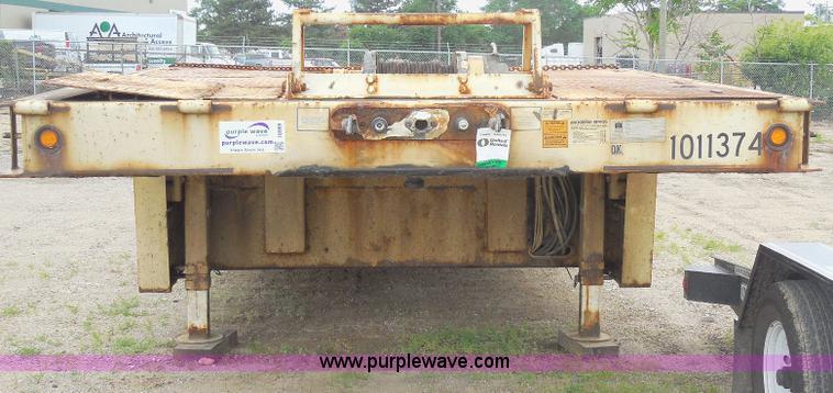 image for item I8999 2008 Trail King TK80HT-482 Hydratail trailer