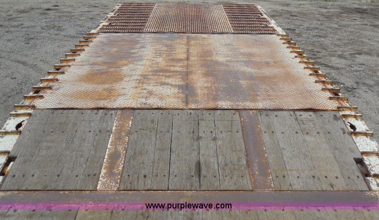 image for item I8999 2008 Trail King TK80HT-482 Hydratail trailer