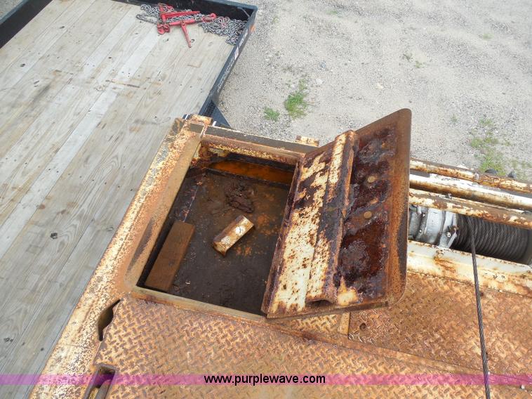 image for item I8999 2008 Trail King TK80HT-482 Hydratail trailer