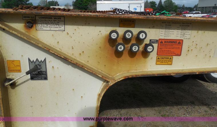 image for item I8999 2008 Trail King TK80HT-482 Hydratail trailer