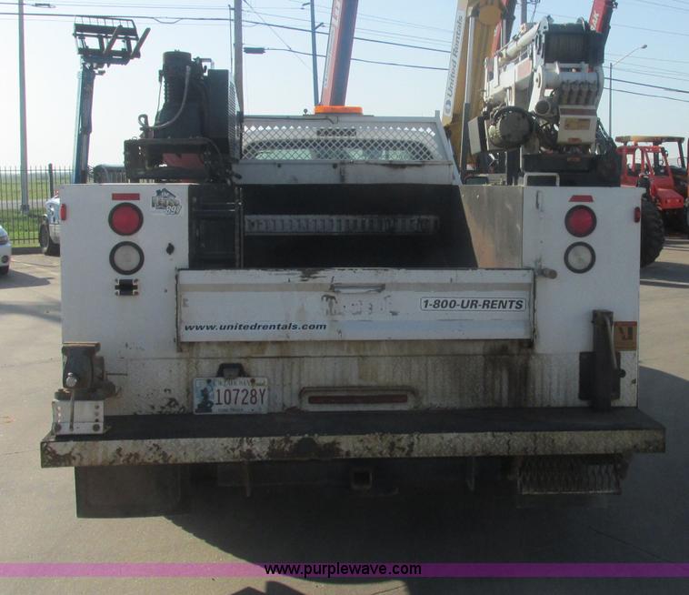 image for item J2488 2008 Ford F550 Super Duty XL utility truck with crane