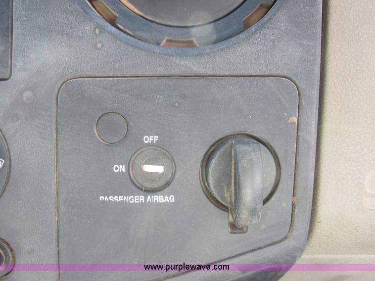 image for item J2488 2008 Ford F550 Super Duty XL utility truck with crane