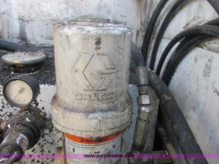 image for item J2488 2008 Ford F550 Super Duty XL utility truck with crane