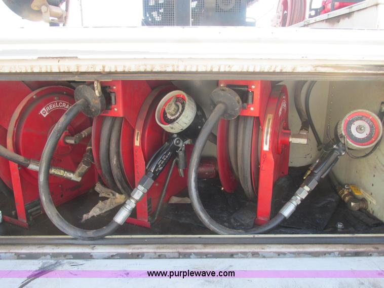 image for item J2488 2008 Ford F550 Super Duty XL utility truck with crane