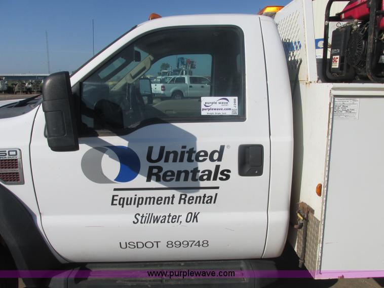 image for item J2488 2008 Ford F550 Super Duty XL utility truck with crane