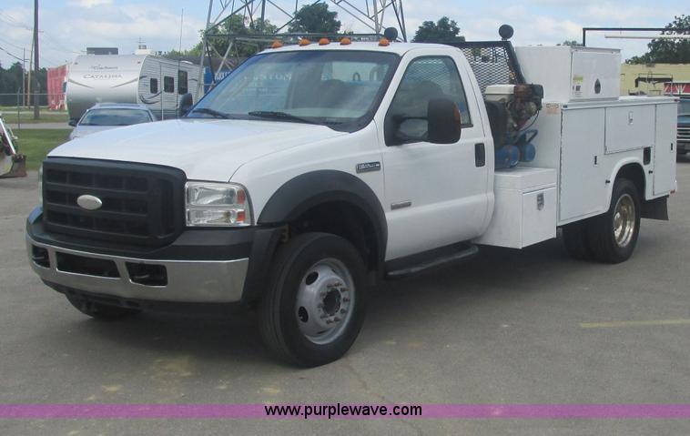 image for item J2490 2007 Ford F550 Super Duty XL service truck