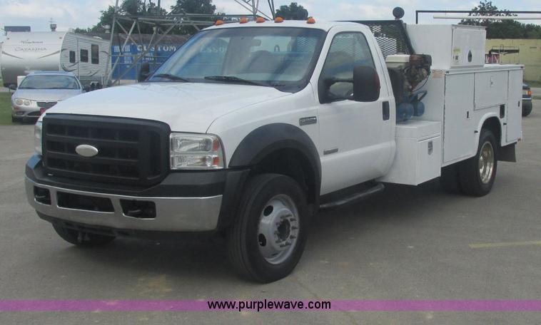 image for item J2490 2007 Ford F550 Super Duty XL service truck