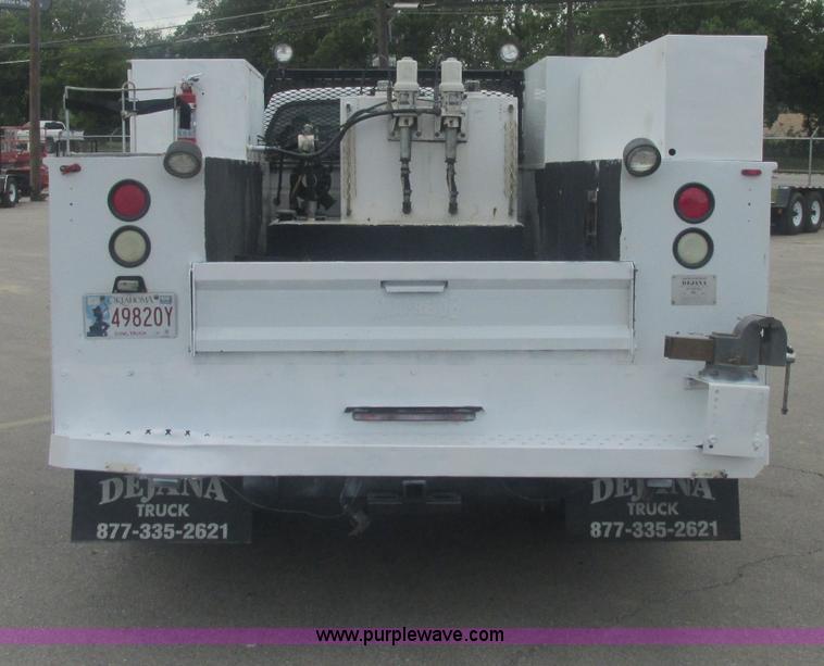 image for item J2490 2007 Ford F550 Super Duty XL service truck