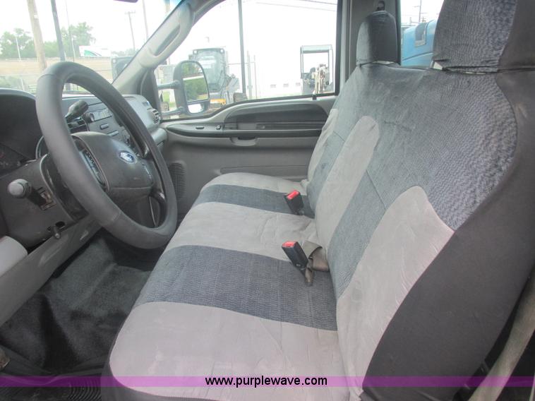 image for item J2490 2007 Ford F550 Super Duty XL service truck