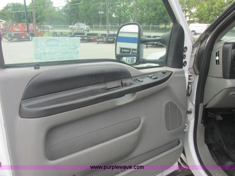 image for item J2490 2007 Ford F550 Super Duty XL service truck