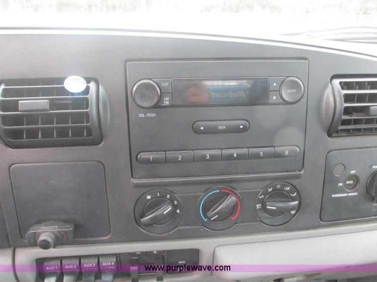 image for item J2490 2007 Ford F550 Super Duty XL service truck