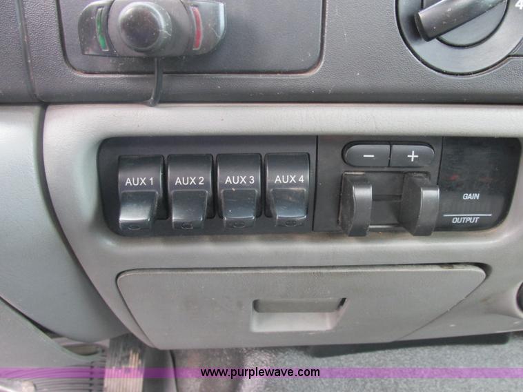 image for item J2490 2007 Ford F550 Super Duty XL service truck