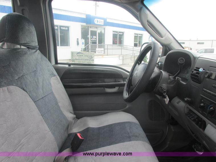 image for item J2490 2007 Ford F550 Super Duty XL service truck