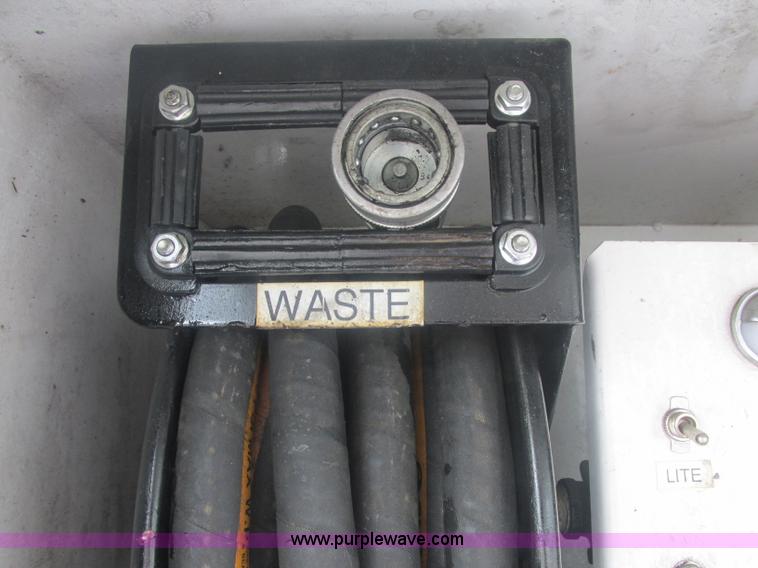 image for item J2490 2007 Ford F550 Super Duty XL service truck