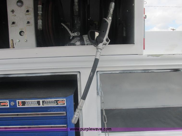 image for item J2490 2007 Ford F550 Super Duty XL service truck