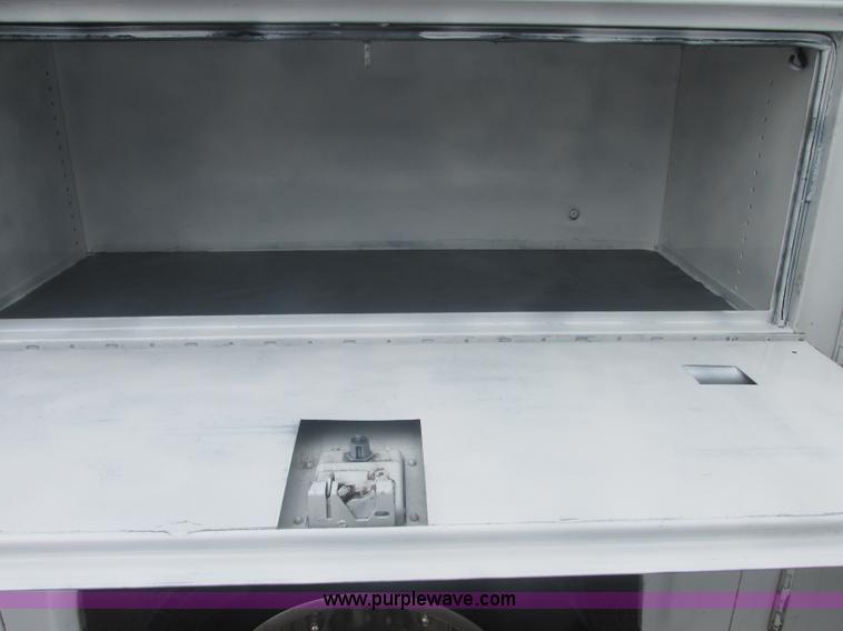 image for item J2490 2007 Ford F550 Super Duty XL service truck