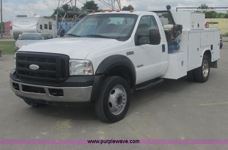 image for item J2490 2007 Ford F550 Super Duty XL service truck