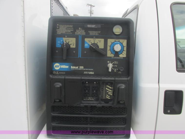 image for item J2490 2007 Ford F550 Super Duty XL service truck