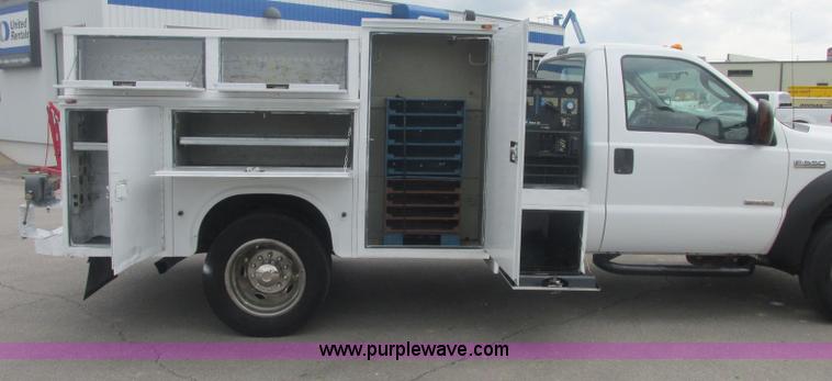 image for item J2490 2007 Ford F550 Super Duty XL service truck