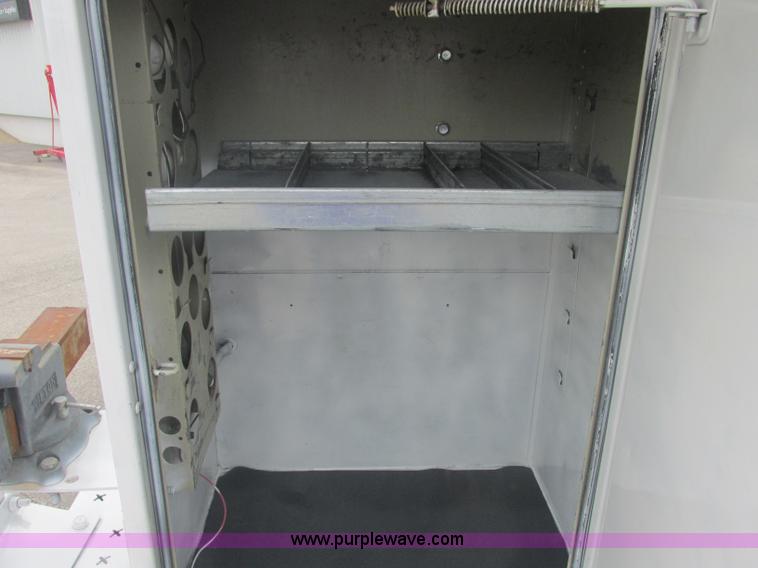 image for item J2490 2007 Ford F550 Super Duty XL service truck