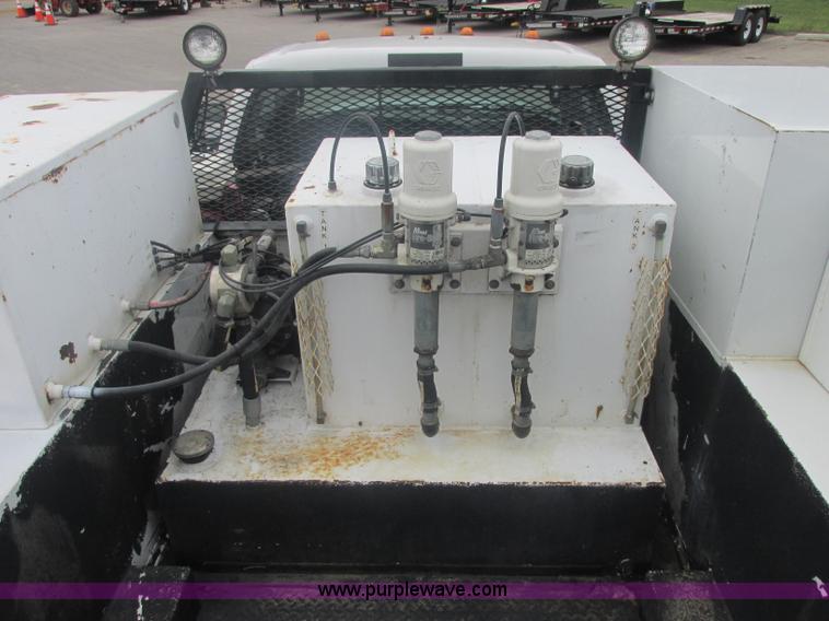 image for item J2490 2007 Ford F550 Super Duty XL service truck