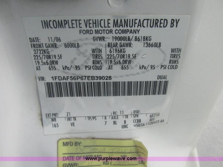 image for item J2490 2007 Ford F550 Super Duty XL service truck