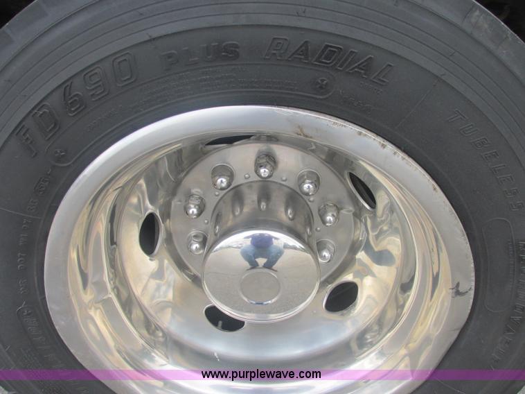 image for item J2490 2007 Ford F550 Super Duty XL service truck